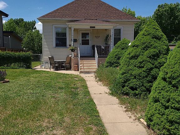 3rd image of 4253 Perry St