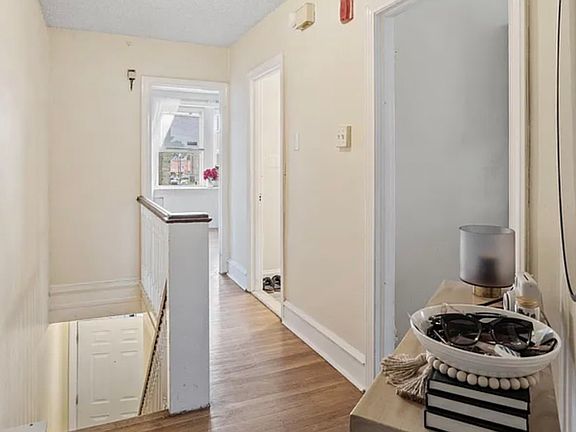 4th image of 1401 Alcott St Floor 2