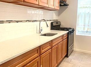 135 E 93rd St #1F, Brooklyn, NY 11212