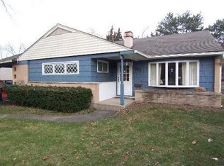 102 W Hickory Rd, Lombard, IL 60148