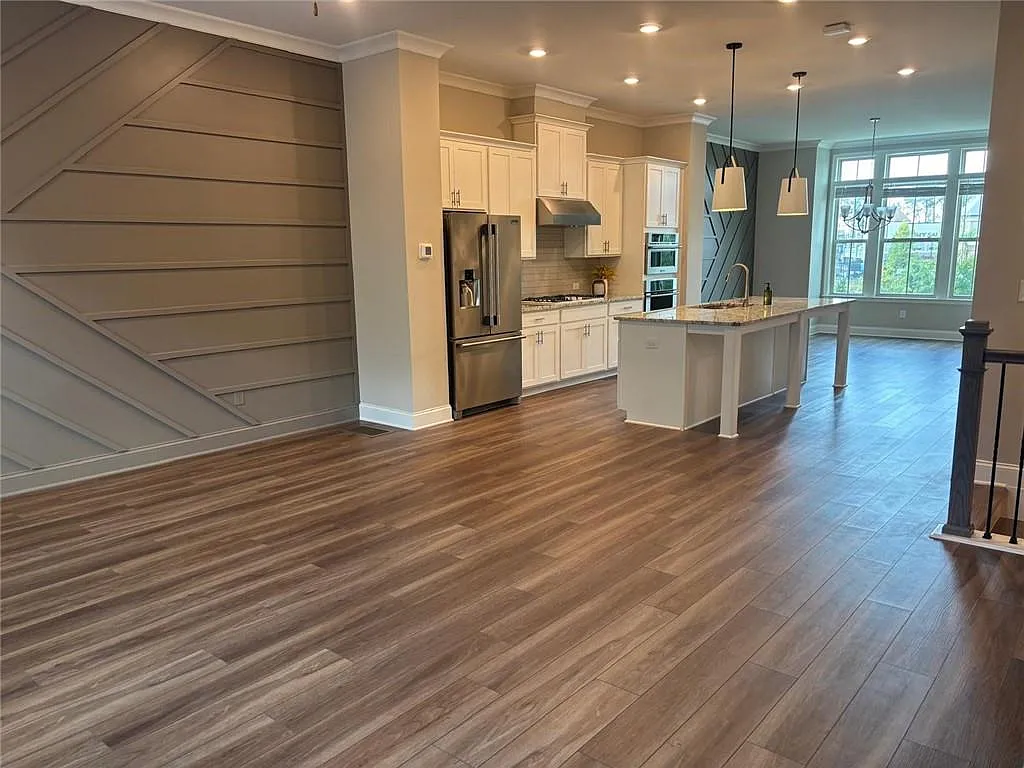4 bed, 3.5 bath, 2338 sqft, $4,000 — Photo 4
