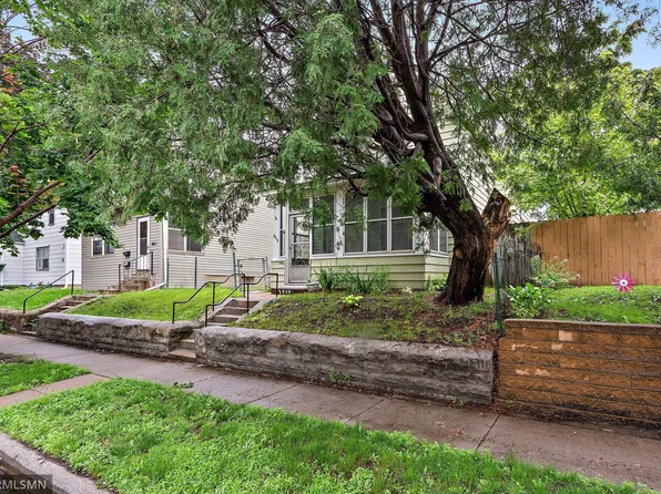 849 Lawson Ave E, Saint Paul, MN 55106