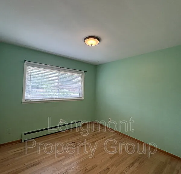 1851 Collyer St — Photo 22