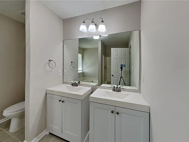 460 Highlander Way — Photo 9