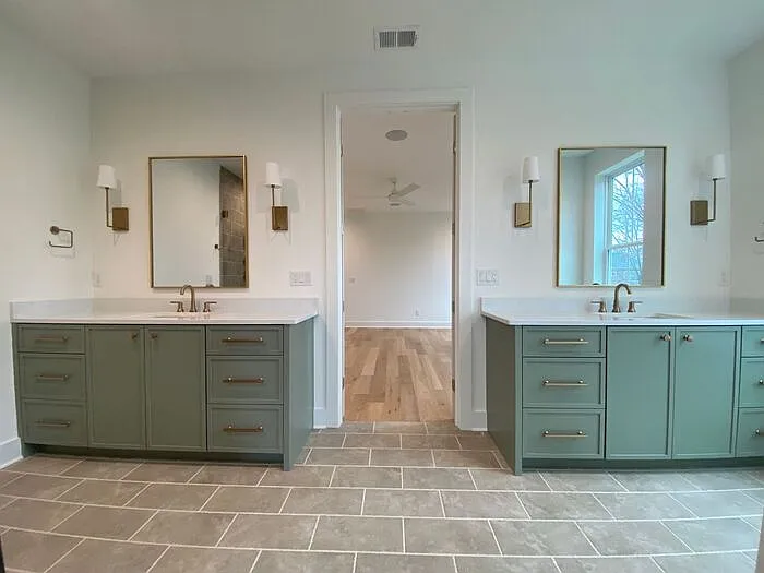 4 bed, 4.0 bath, 2961 sqft, $4,495 — Photo 4