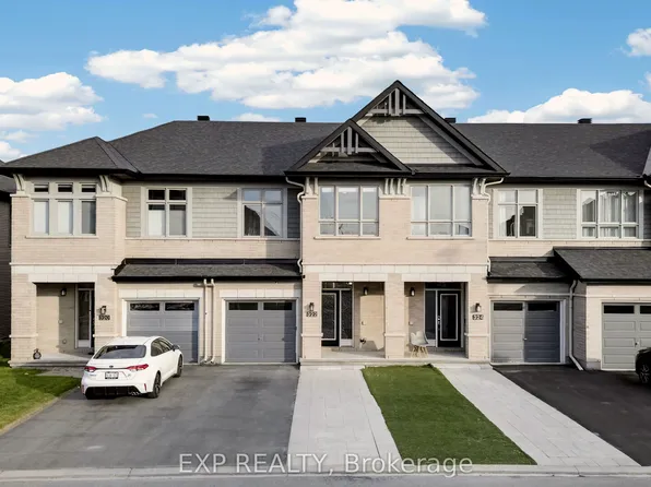 322 Rainrock Cres, Ottawa, ON K1W 0J7