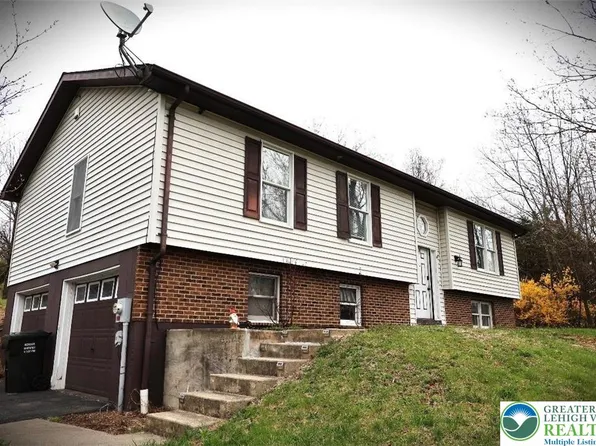 4733 Hillside Rd, Coplay, PA 18037