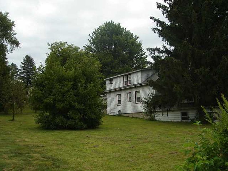 3rd image of 1 HERBERT Road