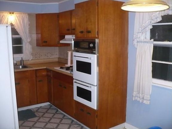 5th image of 64 Cranburne Ln