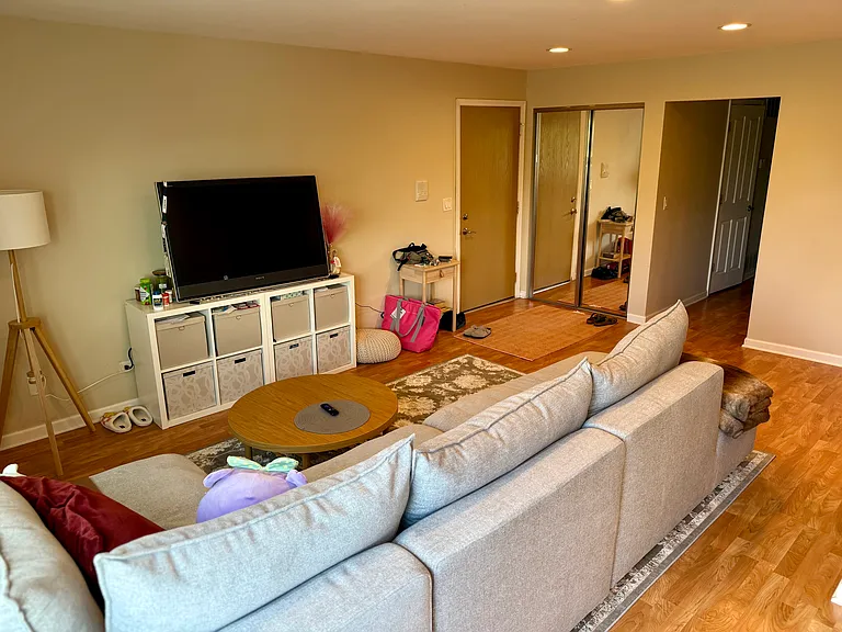 835 Waterview Cir #5 — Photo 23
