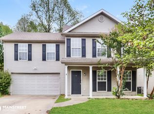 6507 Harrogate Rd, Louisville, KY 40229