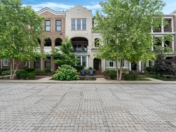 3614B W End Pl, Nashville, TN 37205