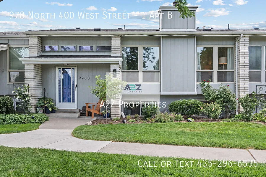 3 bed, 2.0 bath, 2400 sqft, $2,800 — Photo 1