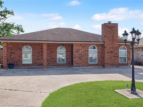 118 Riverview Dr, Saint Rose, LA 70087