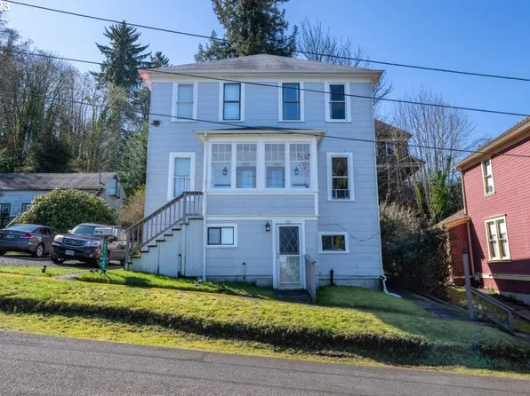 759 29th St, Astoria, OR 97103