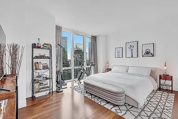 Rented by DejaView Residential Inc | media 4