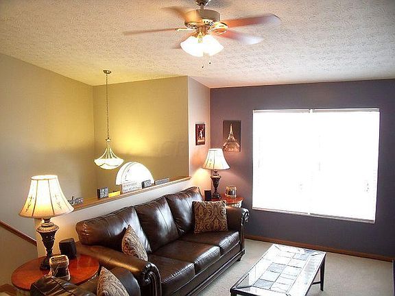 3rd image of 7702 Farm Hill Dr