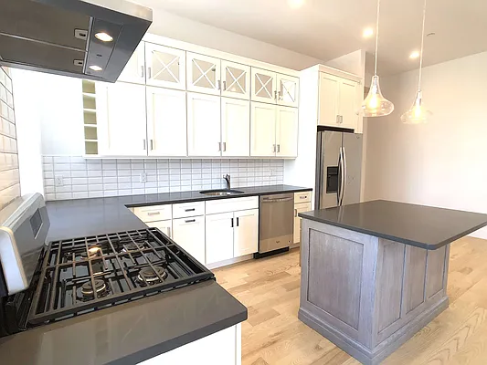 Rented by True Lofts New York LLC | media 15