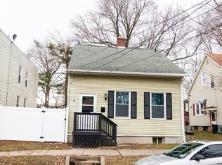 4 Moore St, Albany, NY 12202