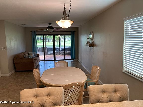 3rd image of 2 Country Club Rd APT 27