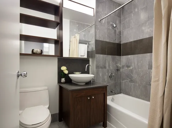 535 West 23rd Street image 3 of 12
