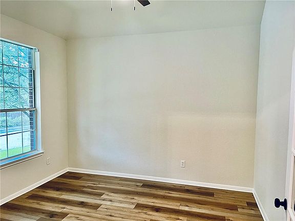 5th image of 12501 Central Park Dr
