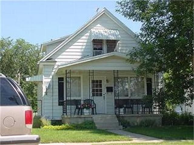 2nd image of 3217 5th Ave