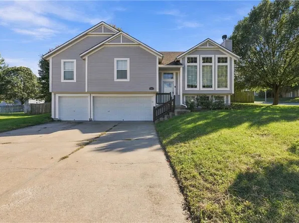 15001 E 48th St, Kansas City, MO 64136