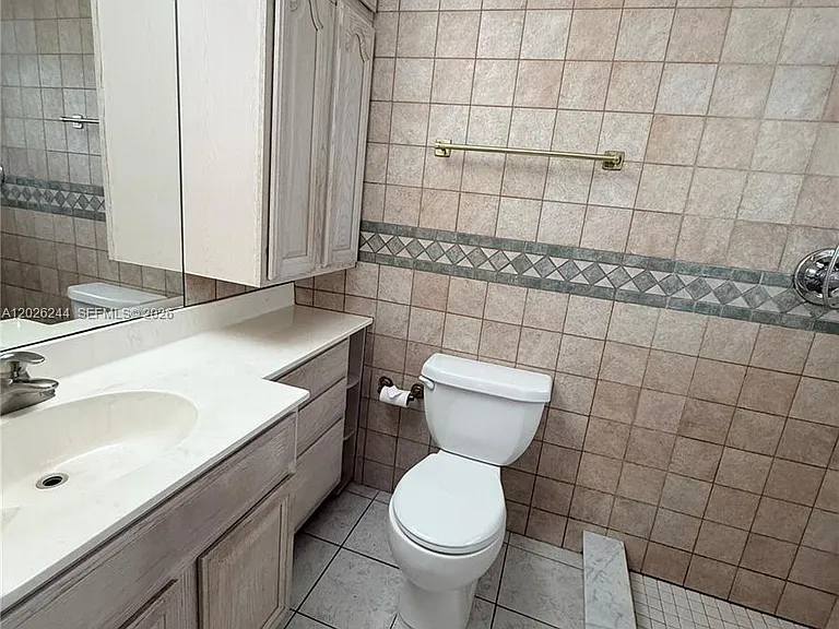 22217 SW 61st Ave — Photo 24