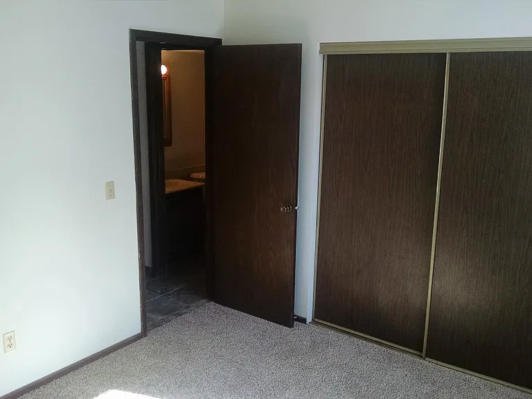 1190 Cannon Valley Pl #10 — Photo 4