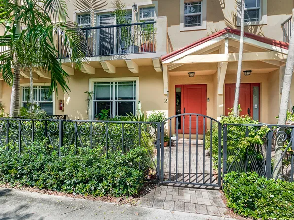 218 S Federal Highway #2, Lake Worth Beach, FL 33460