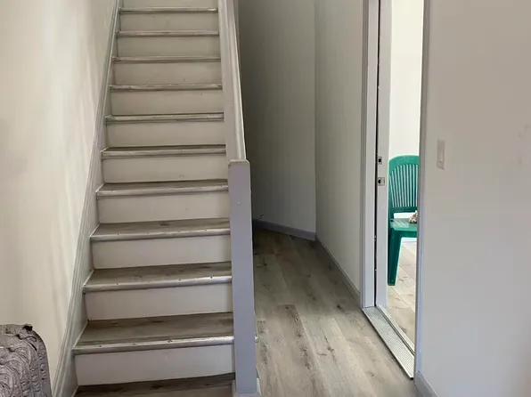 124 Winfield Avenue image 17 of 19