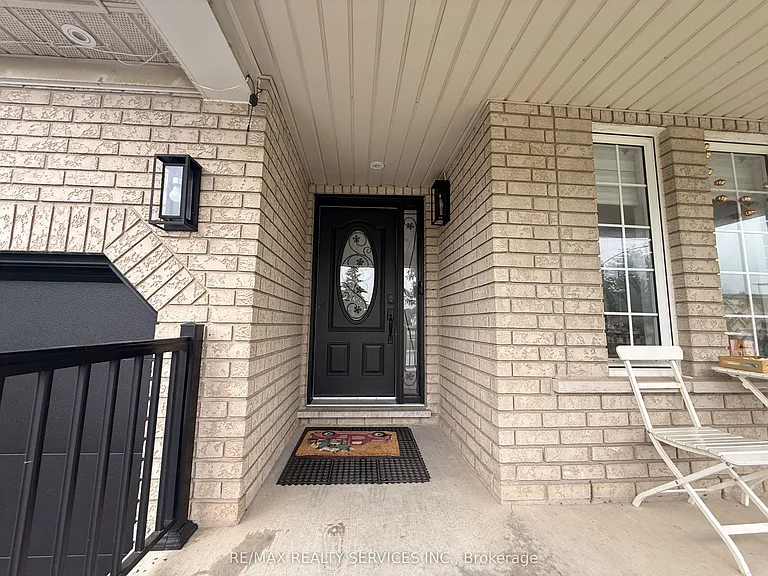 36 Burnt Elm Dr — Photo 3