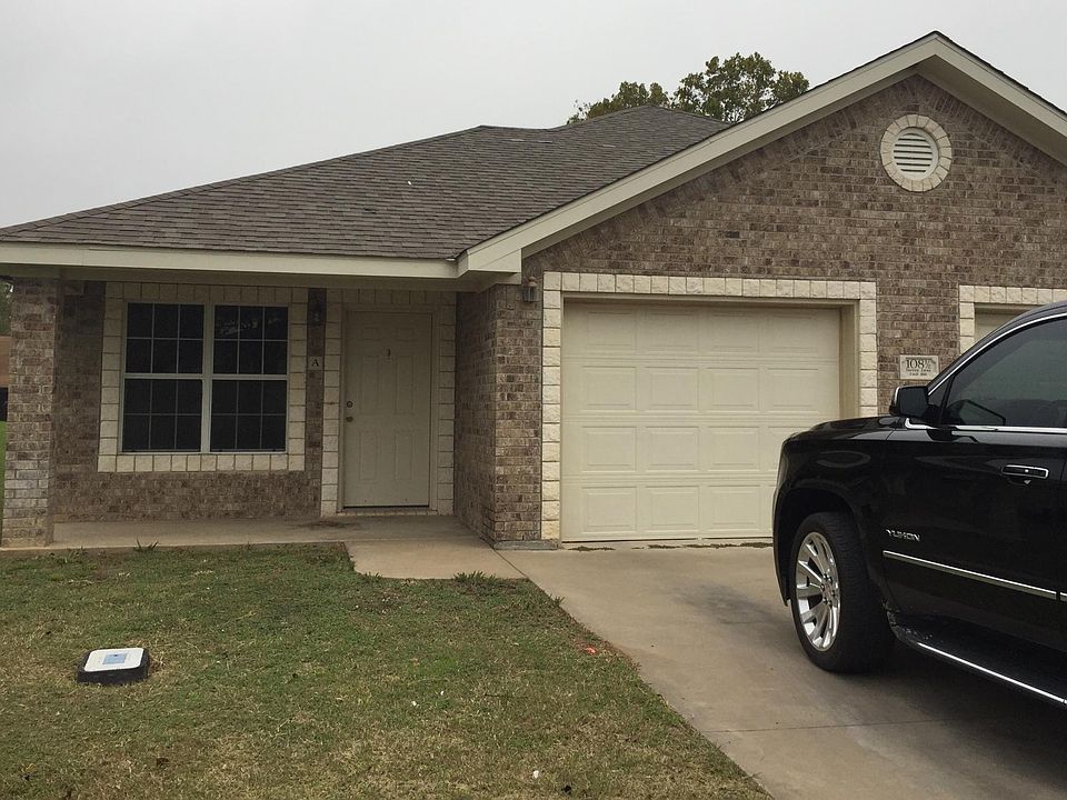 1st image of 110 Surrey Ln #100A