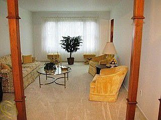 5th image of 15863 Robinwood Dr