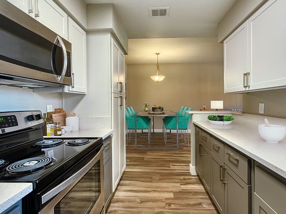 2nd image of 30 W Carter Dr APT 9-101
