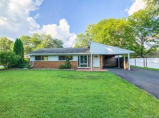 2614 Littletell Ave, West Bloomfield, MI