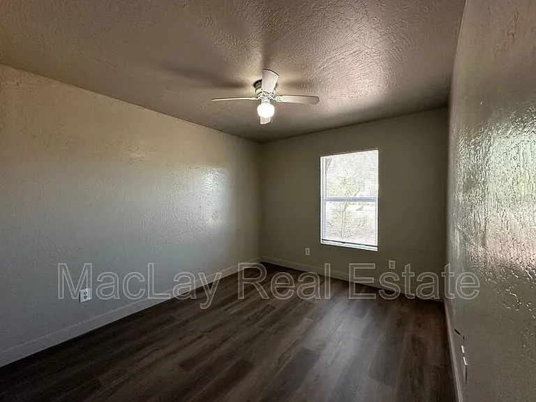 1421 E Fillmore St #4 — Photo 16