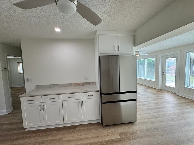 2436 SW Hideaway Ln — Photo 15