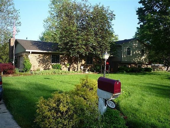 2nd image of 9735 Stonerock Ct