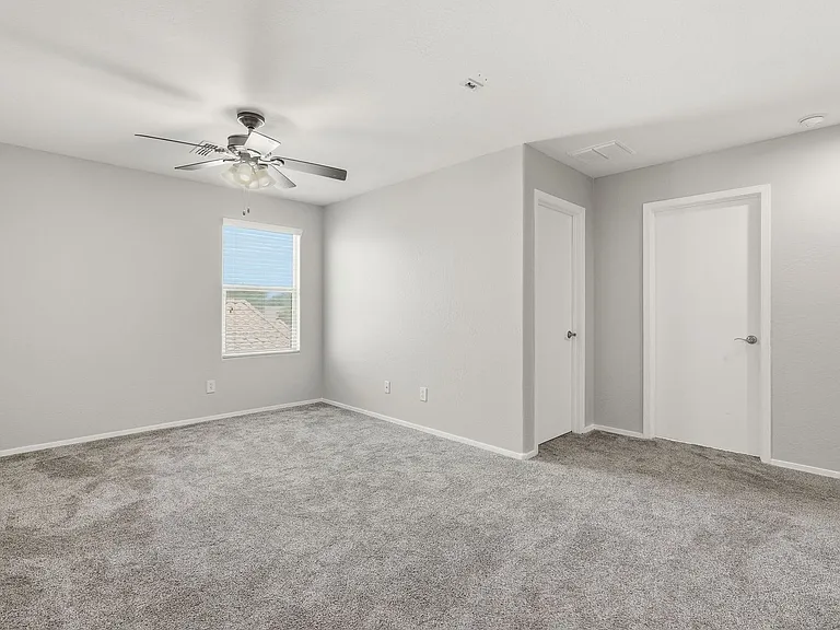 10815 W Avenida Del Rey — Photo 14