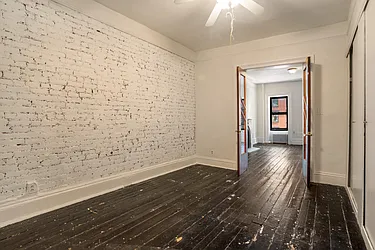 Rented by Moises Farhart, LREB