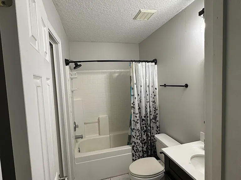 128 Royal Acres Cir — Photo 12