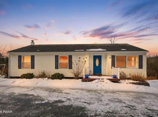 108 Boyds Mills Rd, Beach Lake, PA 18405