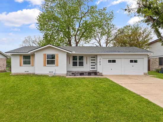 703 Caladium Dr, Mesquite, TX 75149