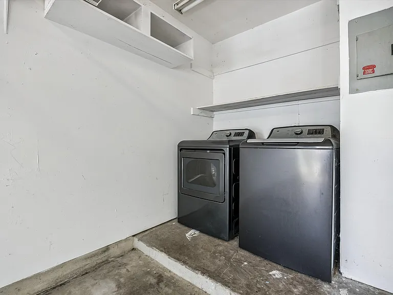 3204 Blazing Star Trl — Photo 14
