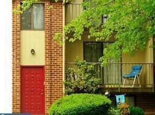 302 Saybrook Ln, Wallingford, PA 19086