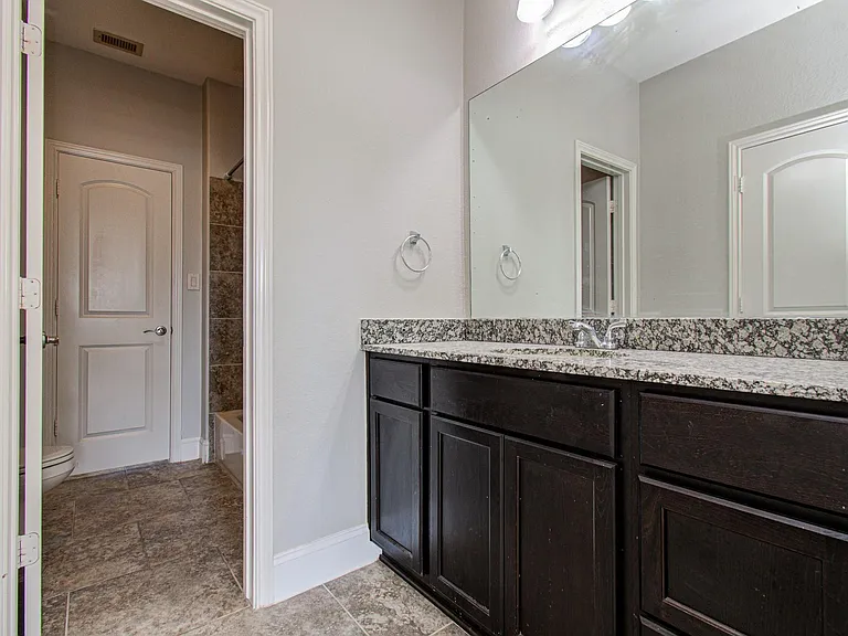 13433 Vintage Trail Ln — Photo 37