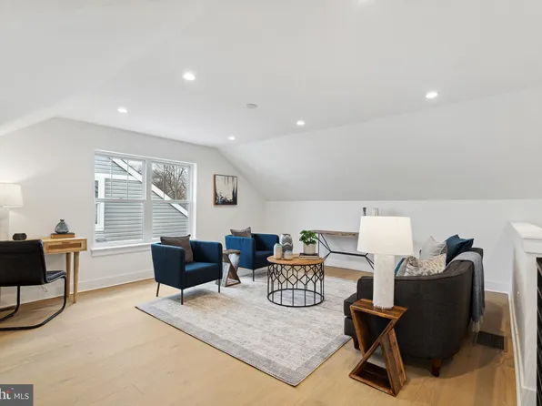 3600 Grant Ave #27, Philadelphia, PA 19114