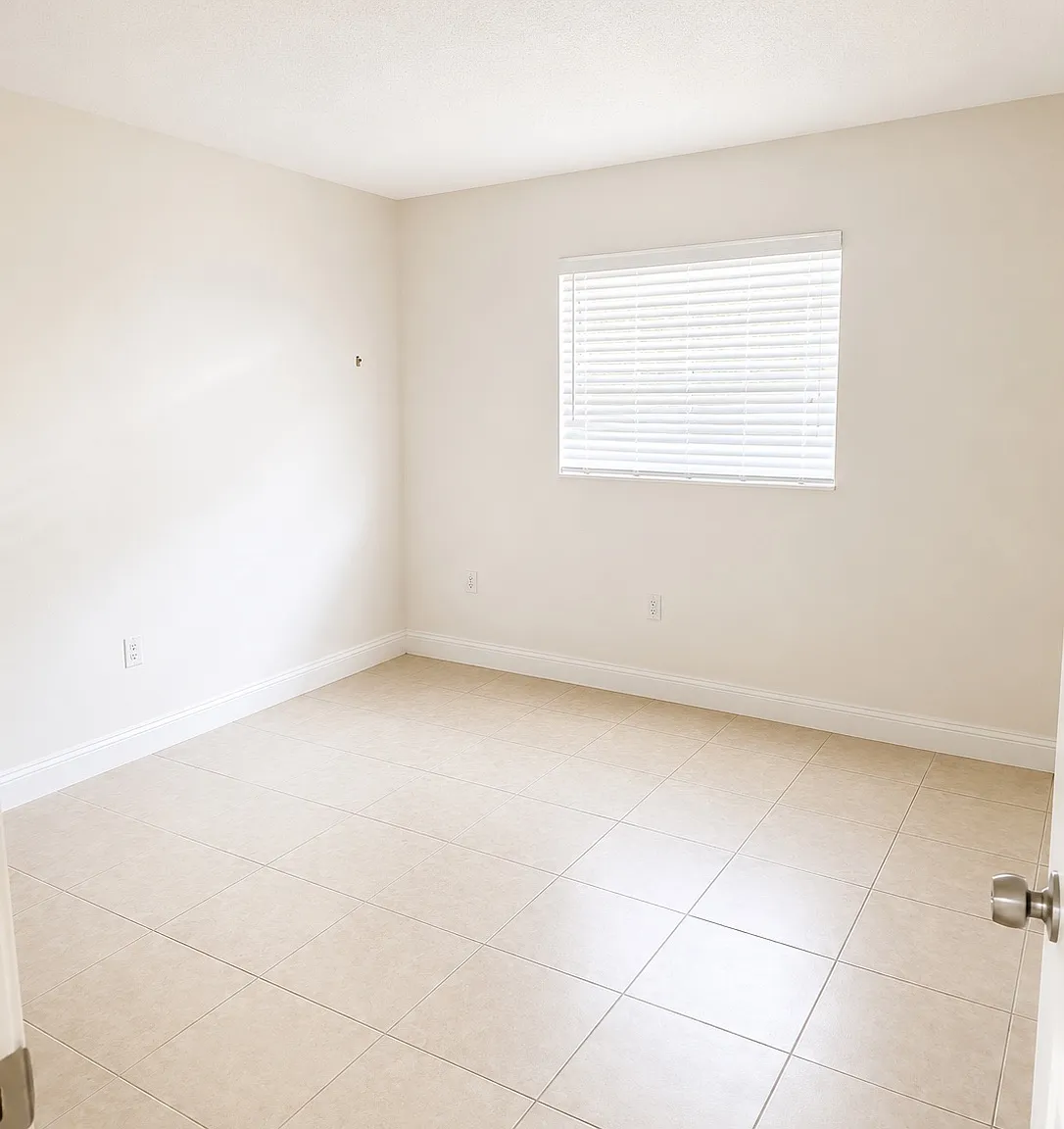 2 bed, 800 sqft, $1,400 — Photo 4
